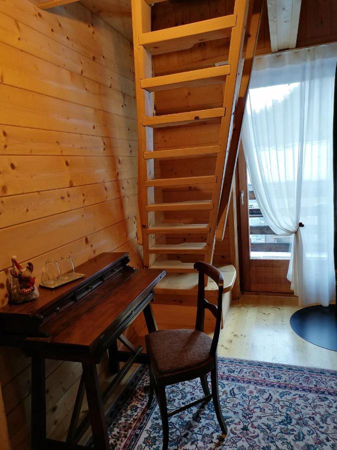 Hotel Au Rascard Brusson Esterno foto